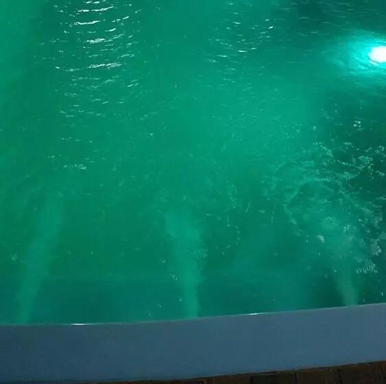 ペンション Pousada Alemk