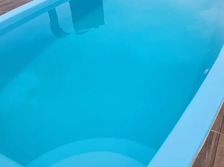 ペンション Pousada Alemk