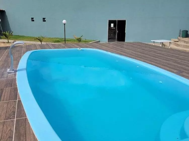 ペンション Pousada Alemk