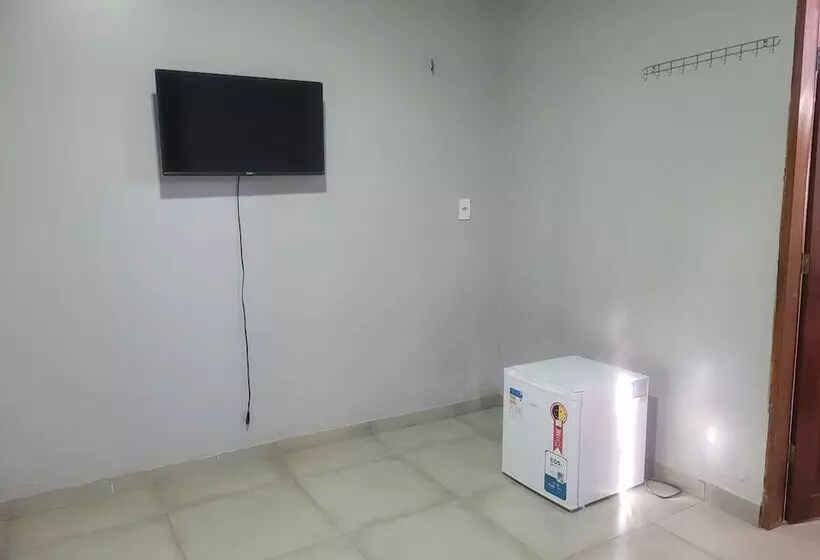 ペンション Pousada Alemk