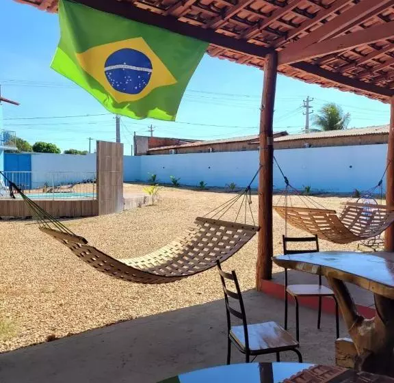 ペンション Pousada Alemk