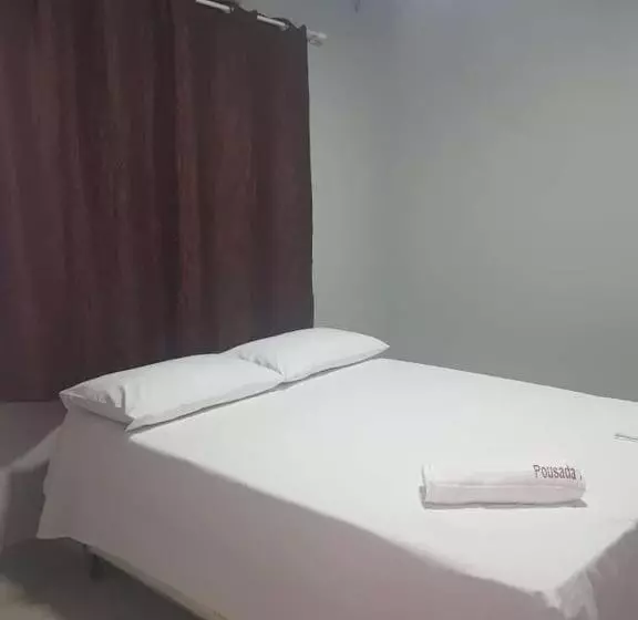 ペンション Pousada Alemk