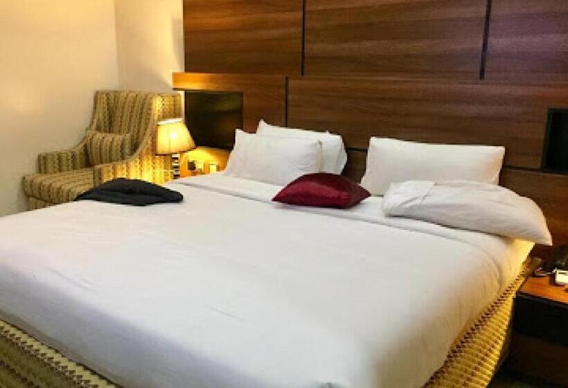 Пансион Room In Apartment   Best Westerln Plus Deluxe Suite