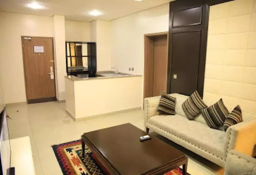 پانسیون Room In Apartment   Best Westerln Plus Deluxe Suite