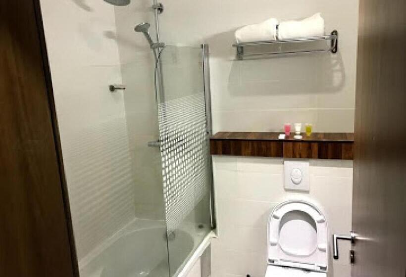 Пансион Room In Apartment   Best Westerln Plus Deluxe Suite