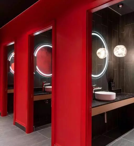 Radisson Red Hotel Johannesburg Rosebank