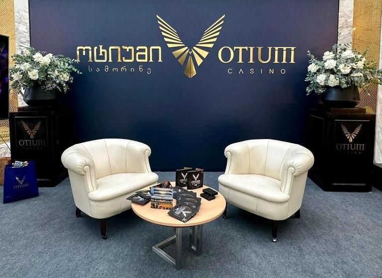 هتل Alliance Palace Batumi