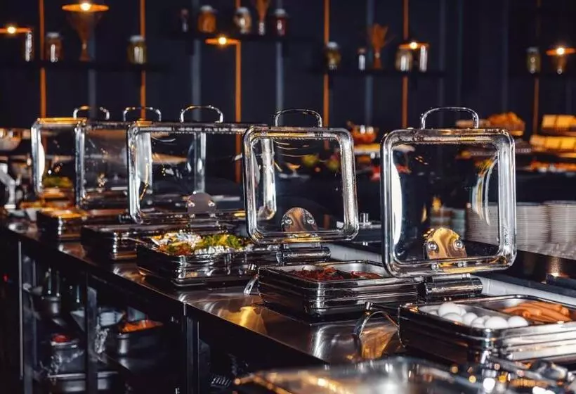 هتل Alliance Palace Batumi