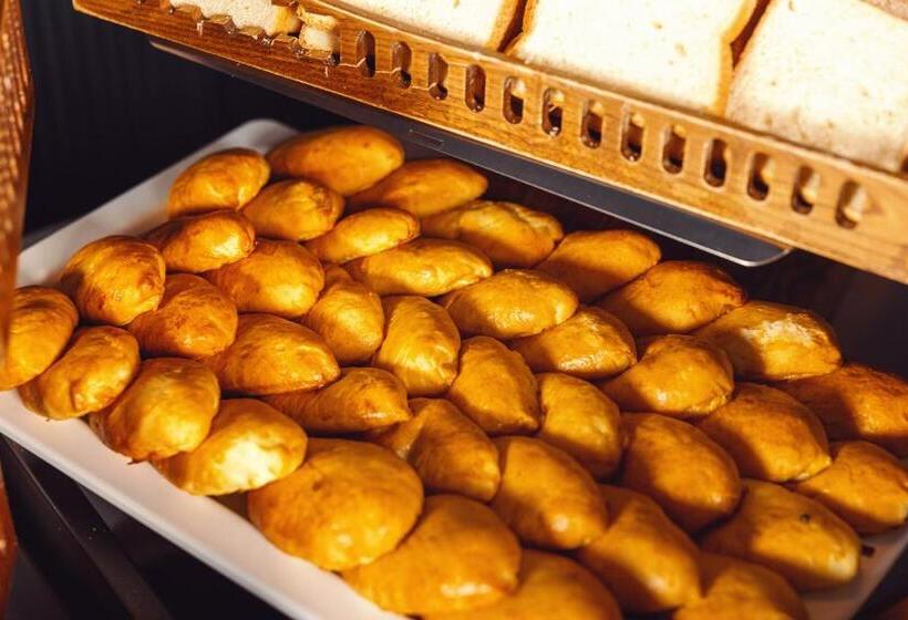 هتل Alliance Palace Batumi