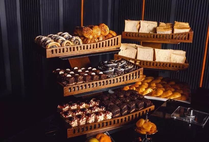 هتل Alliance Palace Batumi