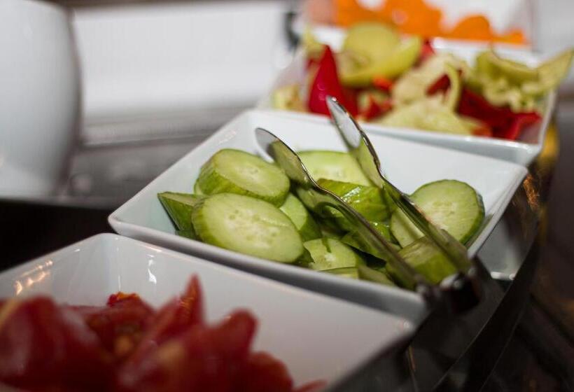 هتل Alliance Palace Batumi