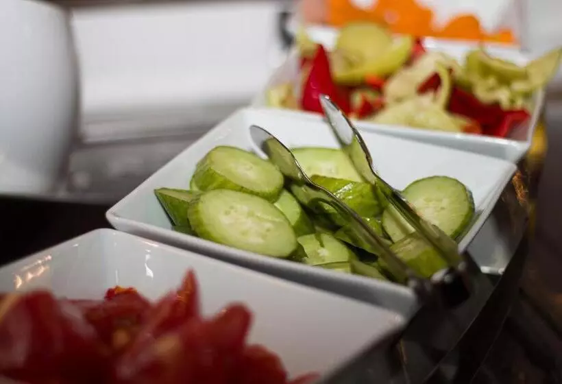 هتل Alliance Palace Batumi