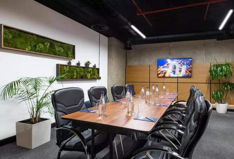 هتل Alliance Palace Batumi