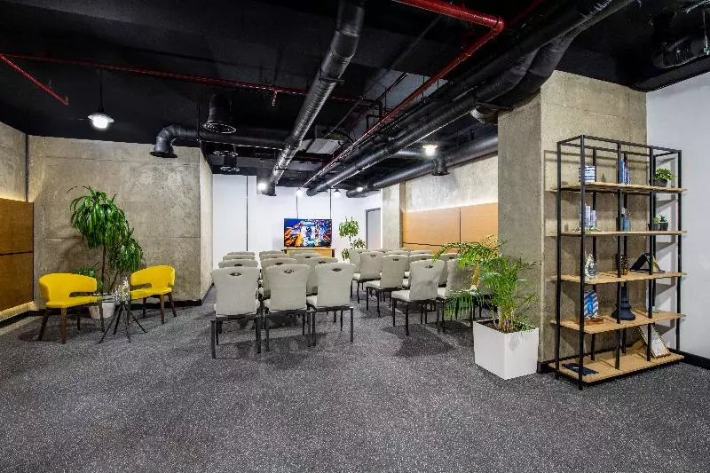 هتل Alliance Palace Batumi