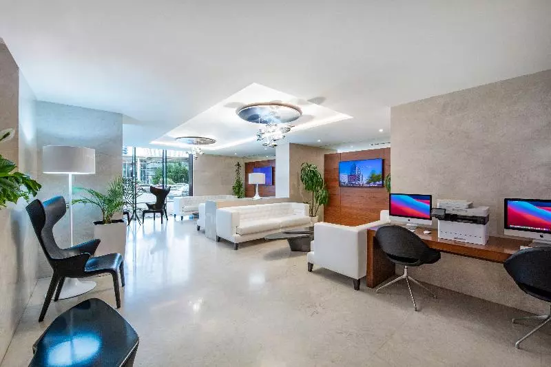 هتل Alliance Palace Batumi