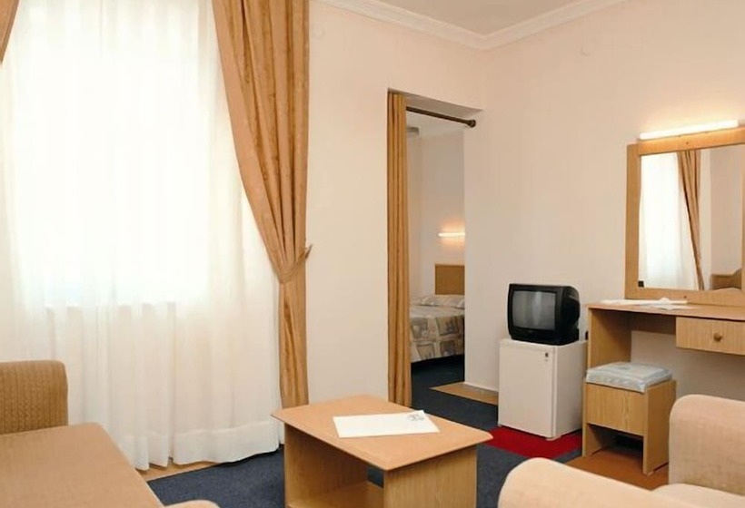 Club Hotel Pineta   All Inclusive