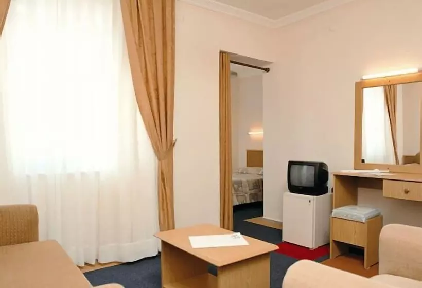 Club Hotel Pineta   All Inclusive