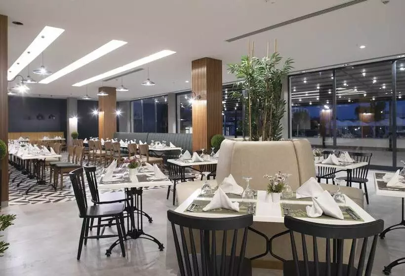 Green Garden Resort & Spa