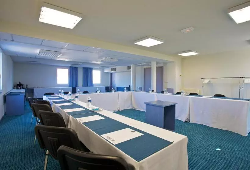 호텔 Aka Lodge Lyon Eurexpo Arena Stadium