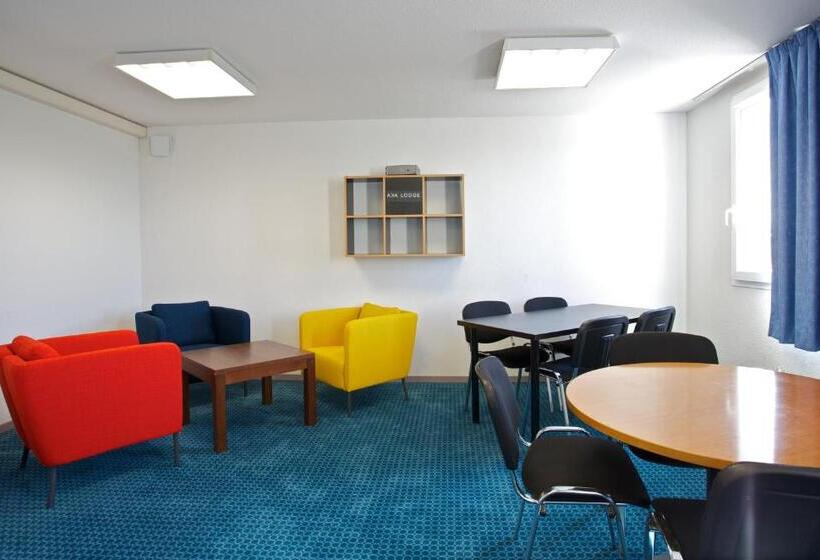 בית מלון כפרי Aka Lodge Lyon Eurexpo Arena Stadium