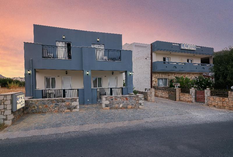 בית מלון כפרי Anthoula Village