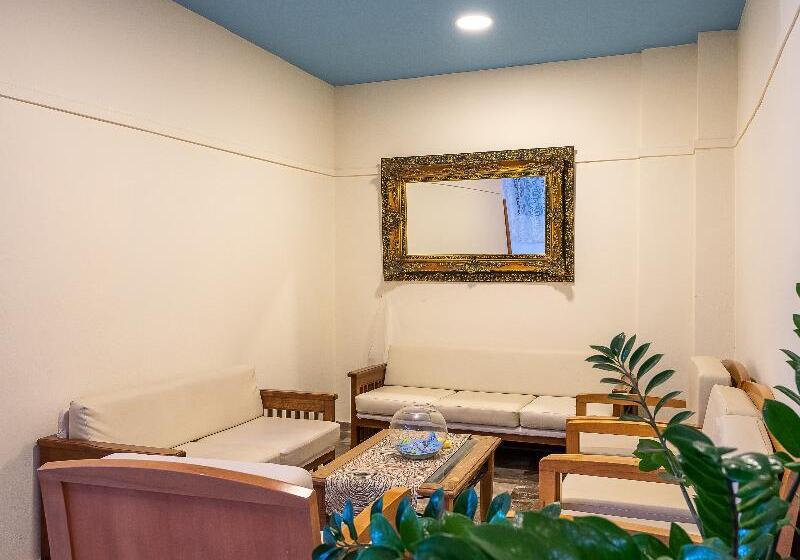 בית מלון כפרי Anthoula Village