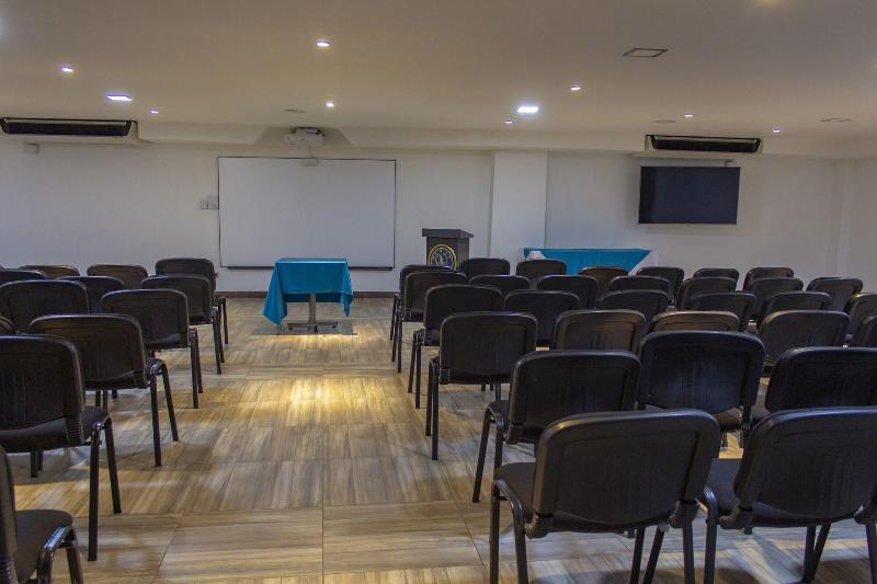 Azor Hotel Cali Versalles