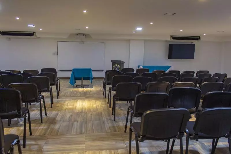 Azor Hotel Cali Versalles