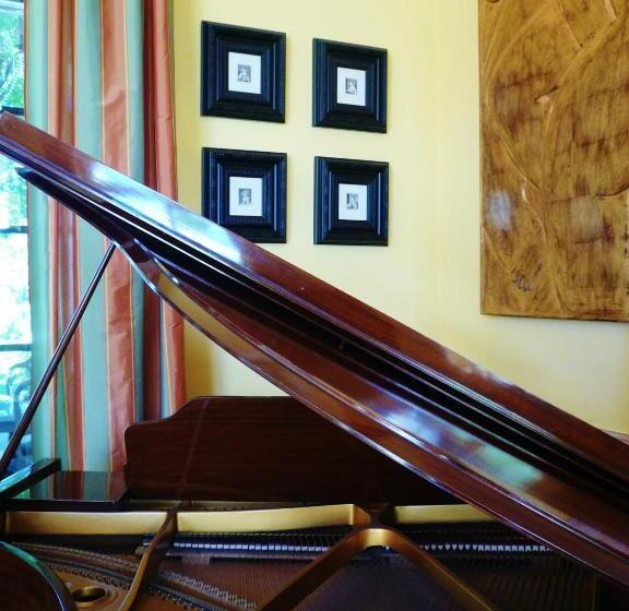 Отель Beaumanoir Small Luxury Boutique