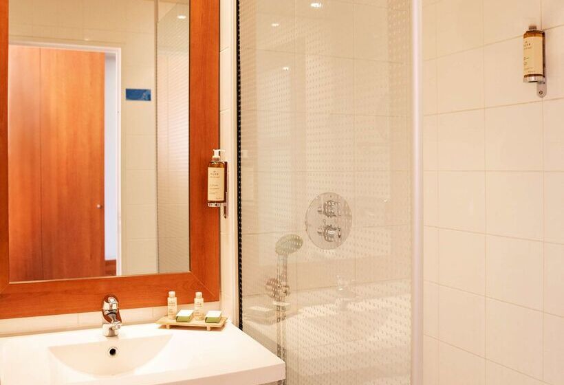 فندق Best Western Plus Hôtel Colbert