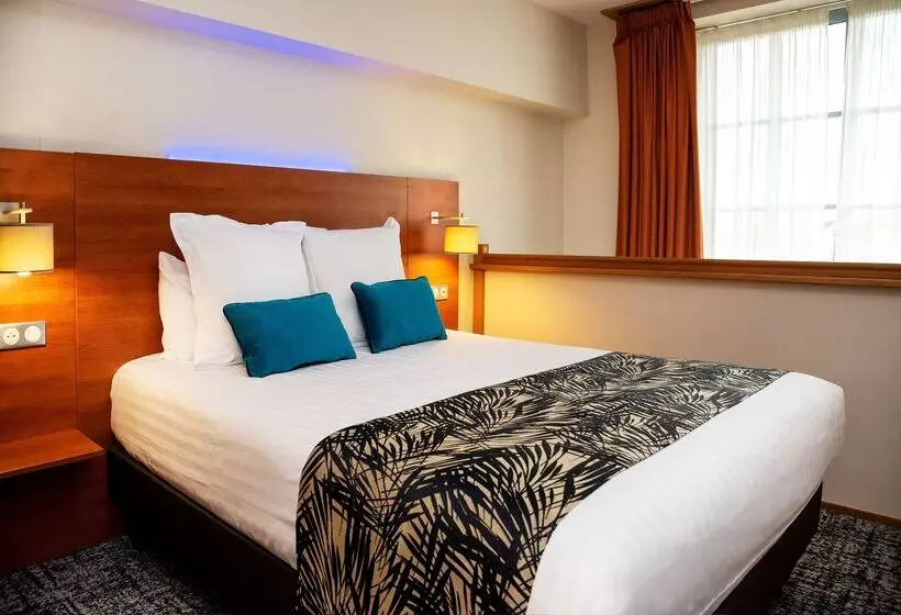 Отель Best Western Plus Hôtel Colbert