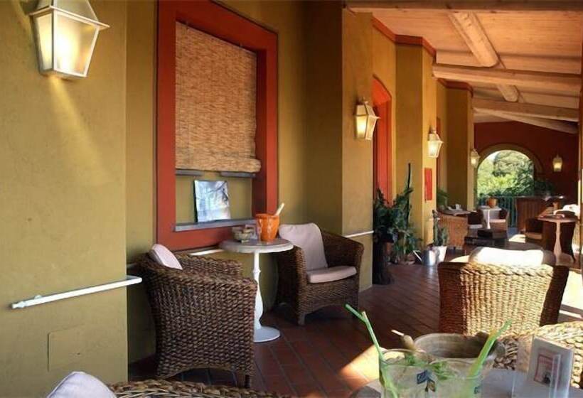 Отель Borgo Il Poeta