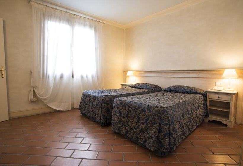 Отель Borgo Il Poeta