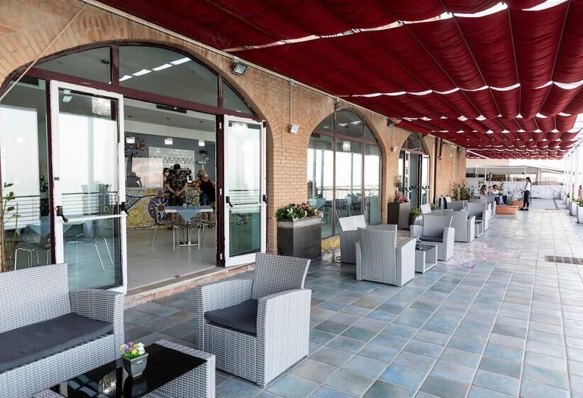 בית מלון כפרי Centro Congressi Polo Nautico