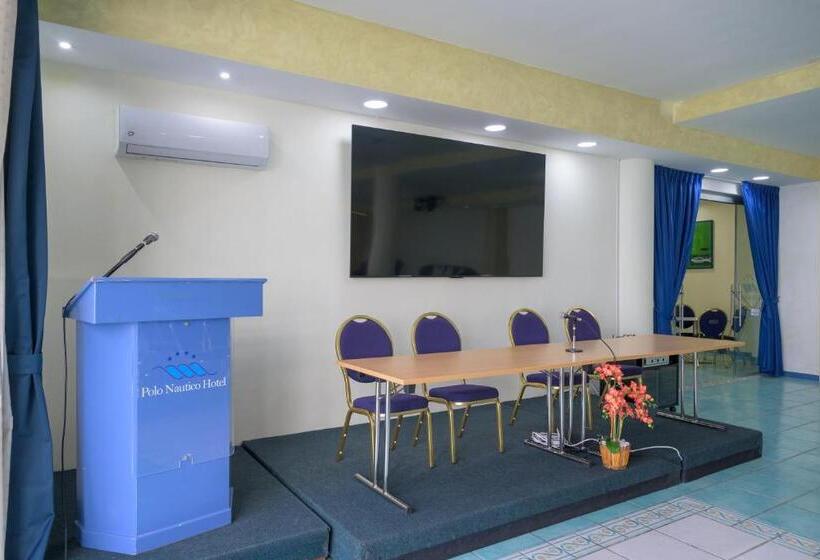 בית מלון כפרי Centro Congressi Polo Nautico