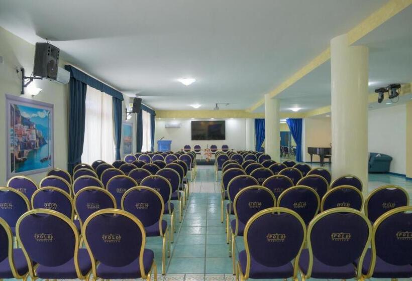 בית מלון כפרי Centro Congressi Polo Nautico