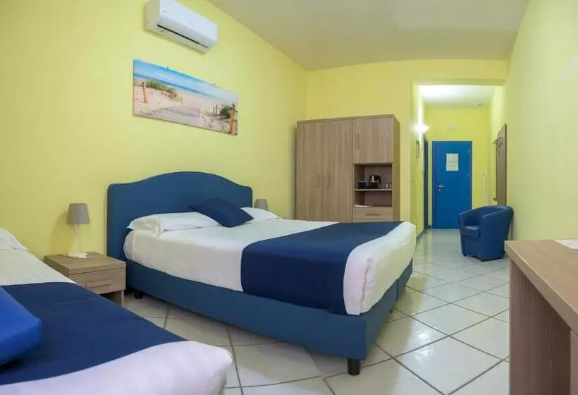 هتل Centro Congressi Polo Nautico