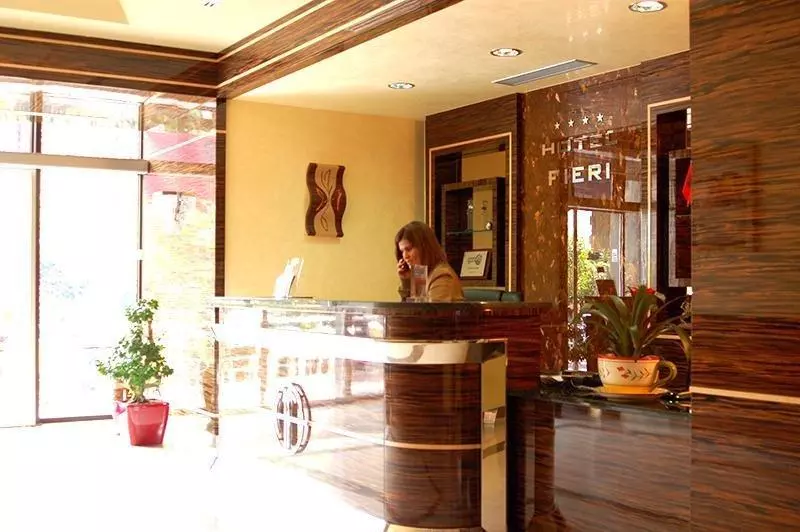 酒店 Fieri