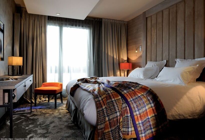 ホテル Grandes Alpes