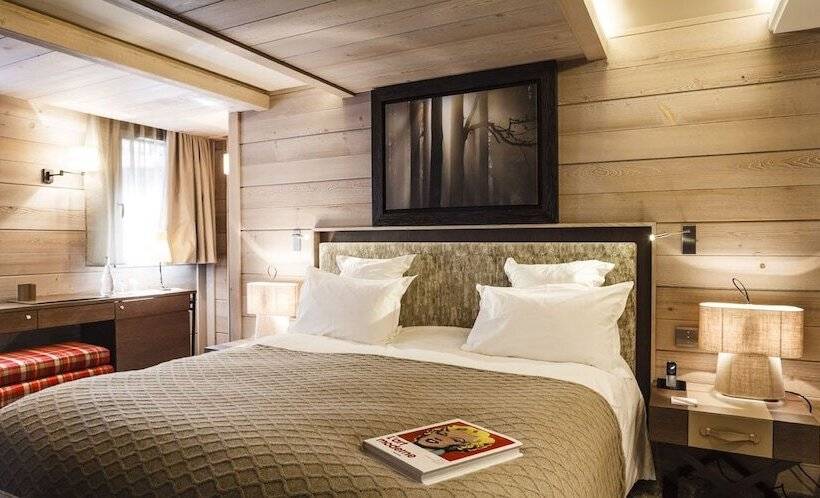 ホテル Grandes Alpes