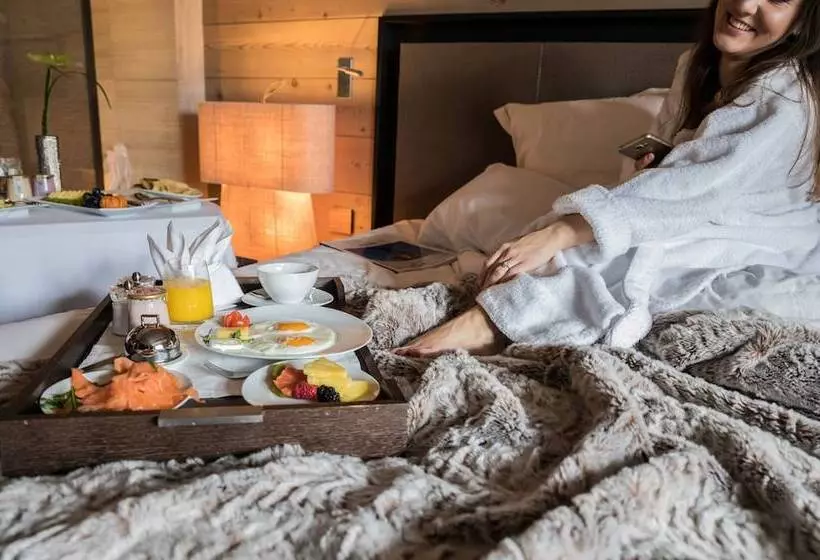 호텔 Grandes Alpes