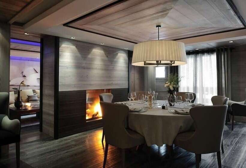 ホテル Grandes Alpes