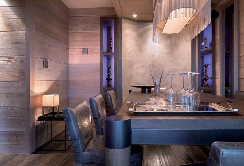 ホテル Grandes Alpes