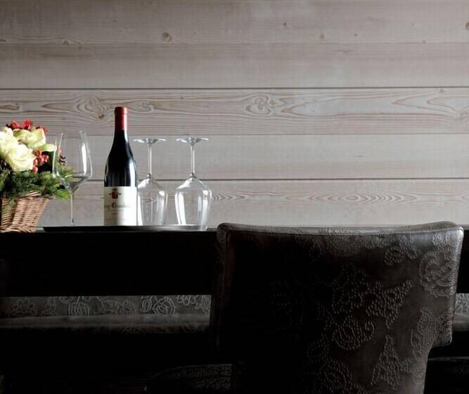 ホテル Grandes Alpes