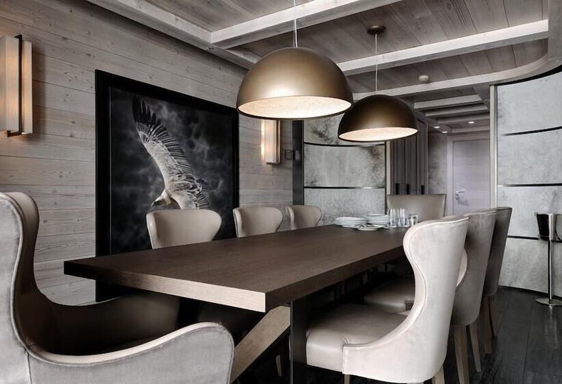 ホテル Grandes Alpes