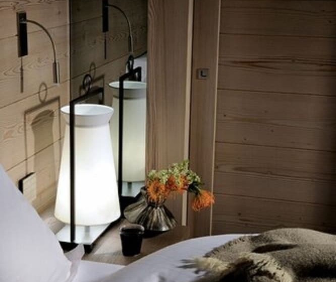 ホテル Grandes Alpes