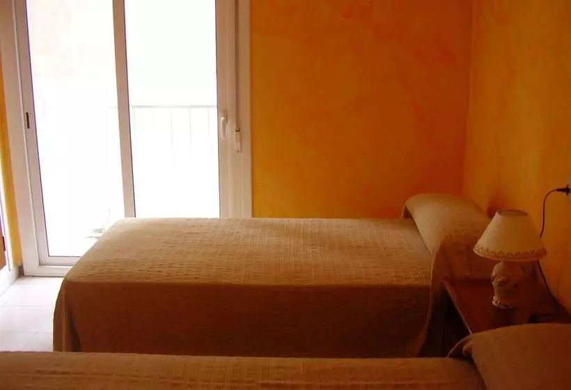 Hostal Blanes La Barca