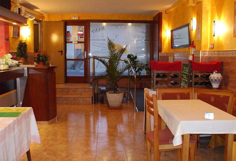 Hostal Blanes La Barca