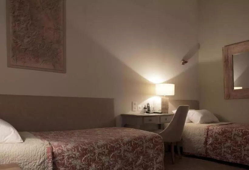 فندق Hôtel De L Amphithéâtre