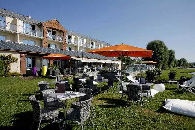 ホテル Hôtel Du Golf De L Ailette, The Originals Relais